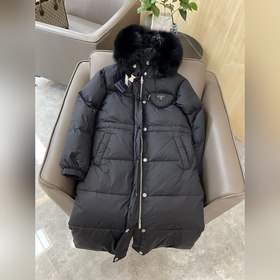 PRADA Пальто с меховым воротником из лисицы, 90% белый гусиный пу