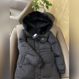 PRADA Пальто с меховым воротником из лисицы, 90% белый гусиный пу