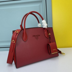 PRADA.#66158 изготовлен из импортной кожи крупного рогатого скота