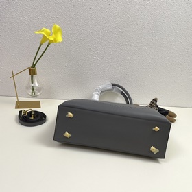 Новая серия сумок PRADA Очень практичная сумка для покупок, сдерж