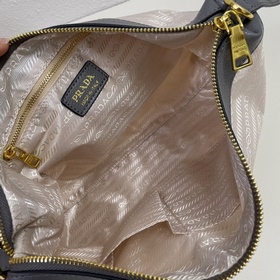 Новая серия сумок PRADA Очень практичная сумка для покупок, сдерж