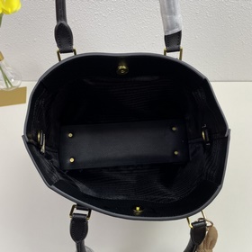 Новая серия сумок PRADA Очень практичная сумка для покупок, сдерж