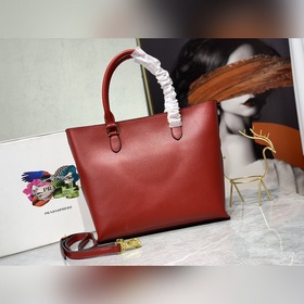 Новая серия сумок PRADA Очень практичная сумка для покупок, сдерж