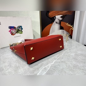 Новая серия сумок PRADA Очень практичная сумка для покупок, сдерж