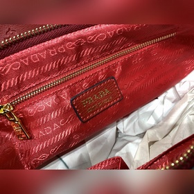 Новая серия сумок PRADA Очень практичная сумка для покупок, сдерж