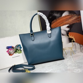 Новая серия сумок PRADA Очень практичная сумка для покупок, сдерж