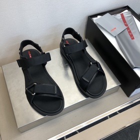 PRADA Классические тапочки 39-43 (6-10), стандартный размер Мате