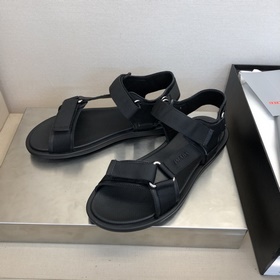 PRADA Классические тапочки 39-43 (6-10), стандартный размер Мате