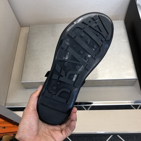 PRADA Классические тапочки 39-43 (6-10), стандартный размер Мате