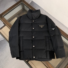 PRADA Зимняя новинка Пуховик Пуховая куртка Изготовлен из высоко