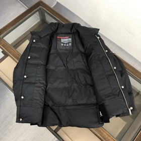 PRADA Зимняя новинка Пуховик Пуховая куртка Изготовлен из высоко