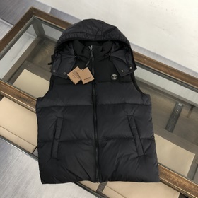 BURBERRY Пуховая жилетка Индивидуальные металлические аксессуары