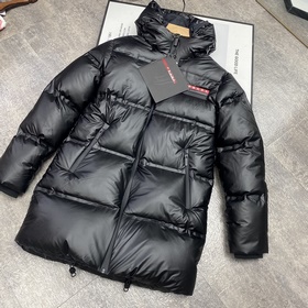 PRADA Куртка с капюшоном средней длины Размеры： S–XXL