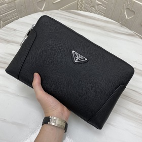 Новая мужская сумка PRADA из импортной кожи с четкой текстурой и