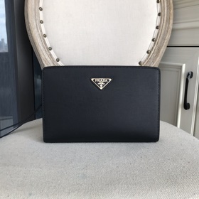 Сумка Prada из нержавеющей стали с кодовым замком (итальянская ко