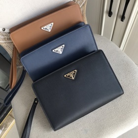 Сумка Prada из нержавеющей стали с кодовым замком (итальянская ко