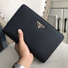 Сумка Prada из нержавеющей стали с кодовым замком (итальянская ко