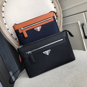 Кожаная сумка Prada из нейлона (итальянский импортный телячий кож