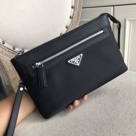 Кожаная сумка Prada из нейлона (итальянский импортный телячий кож