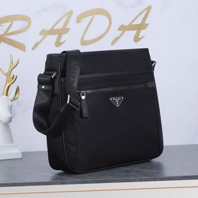 Мужская сумка через плечо PRADA, классическая модель, пользующаяс