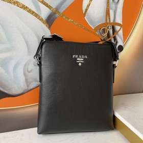 Мужская сумка PRADA. Модная и стильная сумка через плечо для мужч