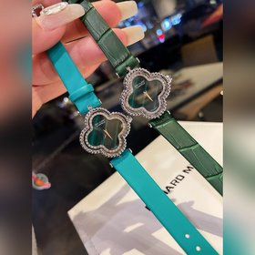 Часы Van Cleef Arpels из серии Four Leaf Clover Станьте лидером м