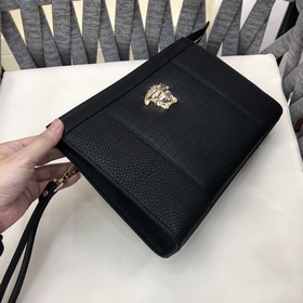 Сумка Versace из импортной кожи высокого качества, мягкая и нежна