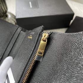 YSL трехсекционный кошелек из натуральной кожи черного цвета с уз