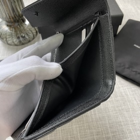 YSL трехстворчатый кошелек из натуральной кожи черного цвета с уз