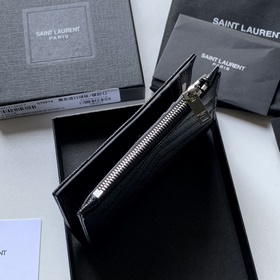 Новый кошелек Saint Laurent из импортной кожи мелкой зернистости 