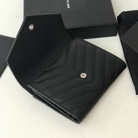 Saint Laurent Короткий кошелек из импортной кожи с мелкой текстур