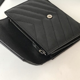Saint Laurent Короткий кошелек из импортной кожи с мелкой текстур