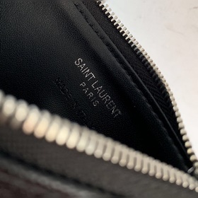 Новая модель кошелька Saint Laurent, изготовленная из импортной к