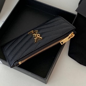 Новая модель кошелька Saint Laurent, изготовленная из импортной к