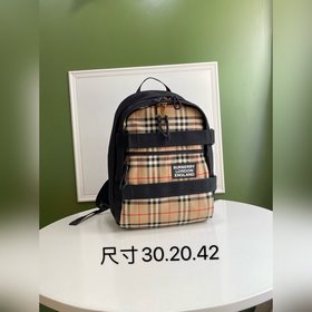 Burberry Новейшая модель рюкзака Название происходит от самой вы