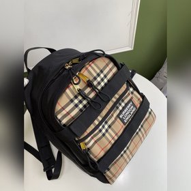Burberry Новейшая модель рюкзака Название происходит от самой вы