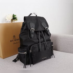 Burberry Рюкзак Модель： 2071 Большой Популярный мужской рюкзак B