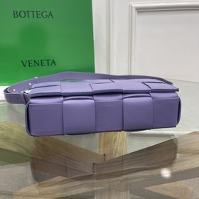 BV  Новая сумка через плечо с крупным плетением Это одна из сам