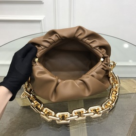 BV Цепочка с облаками Как всем известно, облако The pouch являет