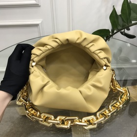 BV  Цепочка с облаками Как всем известно, облако The pouch являе