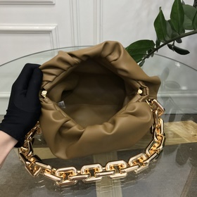 BV  Цепочка с облаками Как всем известно, облако The pouch являе