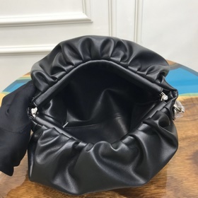 BV  Цепочка с облаками Как всем известно, облако The pouch являе