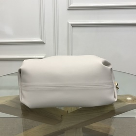 BV  Цепочка с облаками Как всем известно, облако The pouch являе