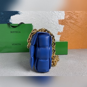 BV  Новая женская сумка CHAINCASSETTE в форме подушки, сумка чер