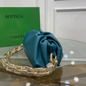 BV  Цепочка, облака, сумка Как всем известно, облако The pouch я