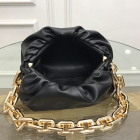 BV  Цепочка с облаками Как всем известно, облако The pouch являе