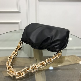 BV  Цепочка с облаками Как всем известно, облако The pouch являе