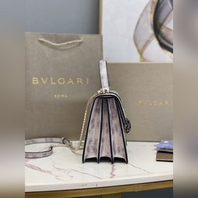 Bulgari Сумка через плечо Новая серия из змеиной кожи Артикул： B2