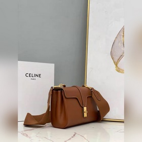 CELINE Сумка из гладкой кожи Внутренняя подкладка из кожи/ткани, 