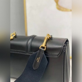 CELINE Сумка из гладкой кожи, подкладка из кожи/ткани, через пле